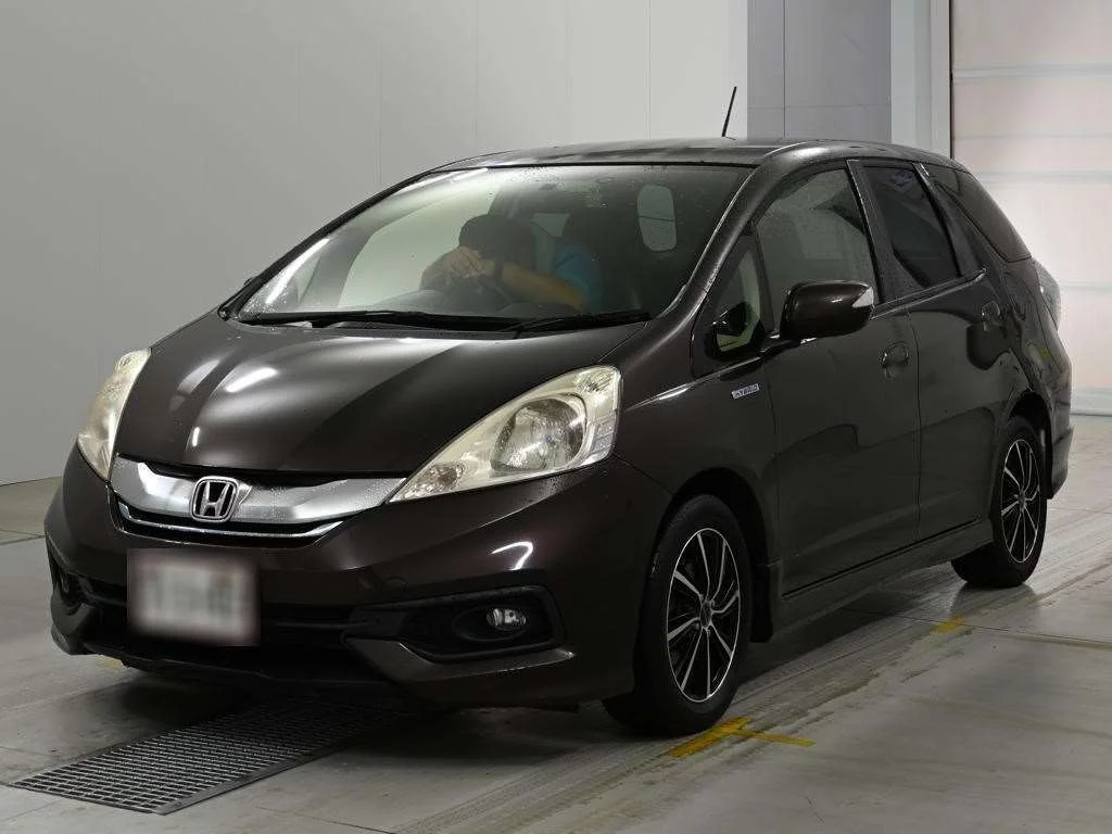 Honda Fit Shuttle GP2 2013